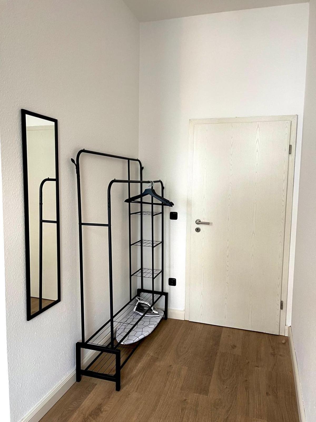 Raha Apartments - Modernes Studio-Apartment - Hbf - Gratis Parkplatz Erfurt Exterior foto